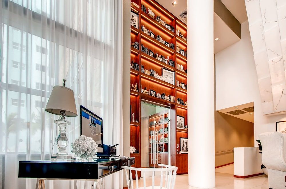 Churchill Suites Monte Carlo Miami Beach 2 Churchill Suites Monte Carlo Miami Beach 2