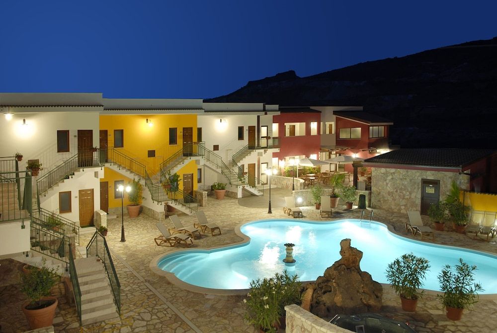 Hotel Ciuri di Badia 3 estrelas em Buseto Palizzolo