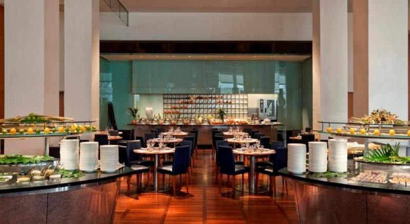 Clarion Hotel Copenhagen Airport 3