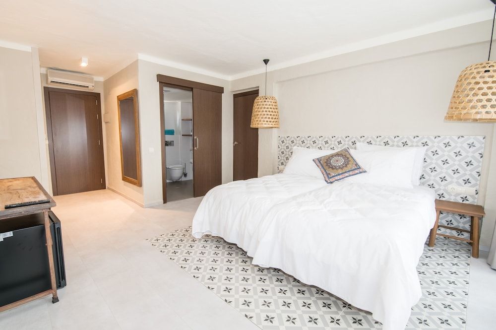 Marble Stella Maris Ibiza 3 Marble Stella Maris Ibiza 3