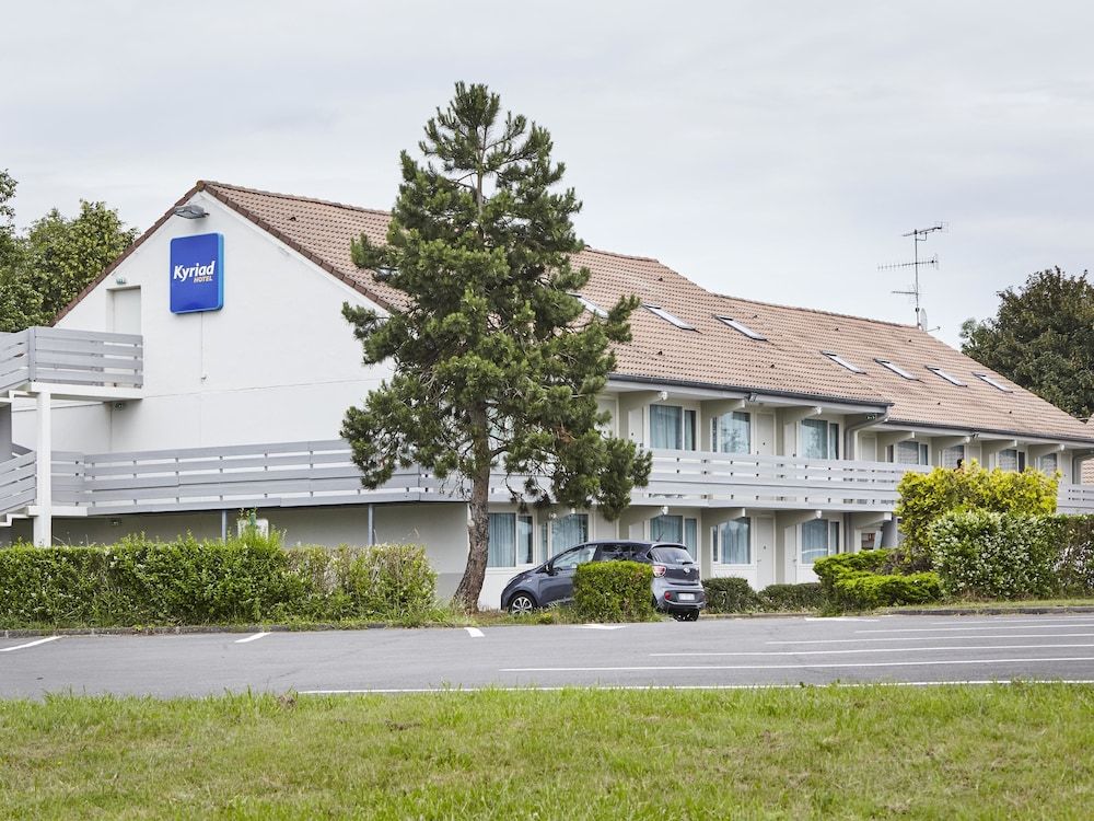 Kyriad Cambrai 3 estrelas em Cambrai