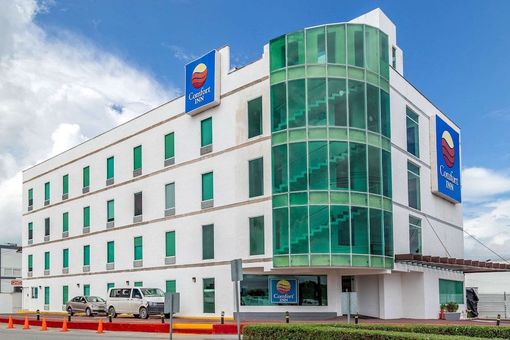 Comfort Inn Cancun Aeropuerto 4 estrellas en Cancún