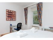 Connected & Convenient: Newly-renovated Flat for 2