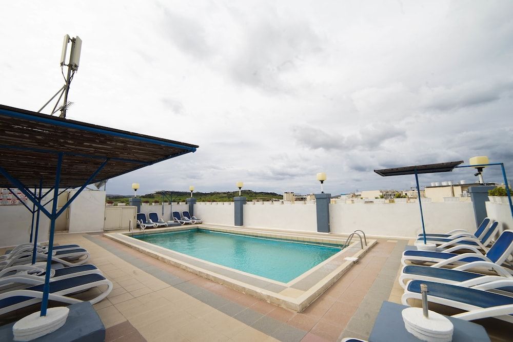 Coral Hotel 3 estrellas en St Paul's Bay