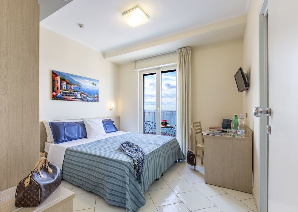 Hotel Cosmomare 3 estrellas en Piano di Sorrento