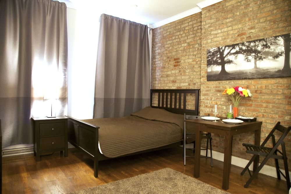 Cozy Studio 1 Cozy Studio 1