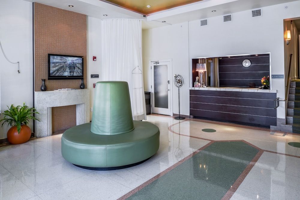 Crescent Resort On South Beach by Diamond Resorts 3