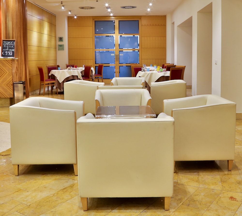 Crowne Plaza Venice East 3