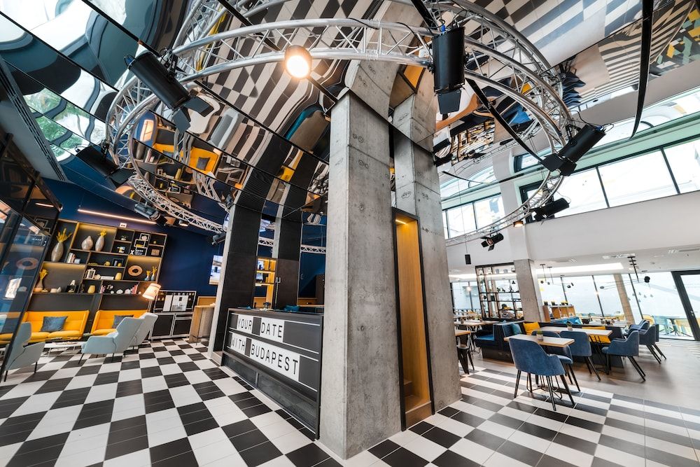 D8 Hotel 3 D8 Hotel 3