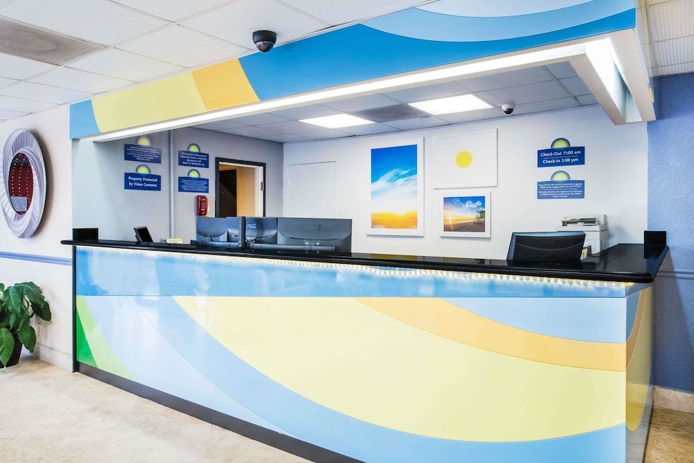 Days Inn by Wyndham Miami International Airport 2