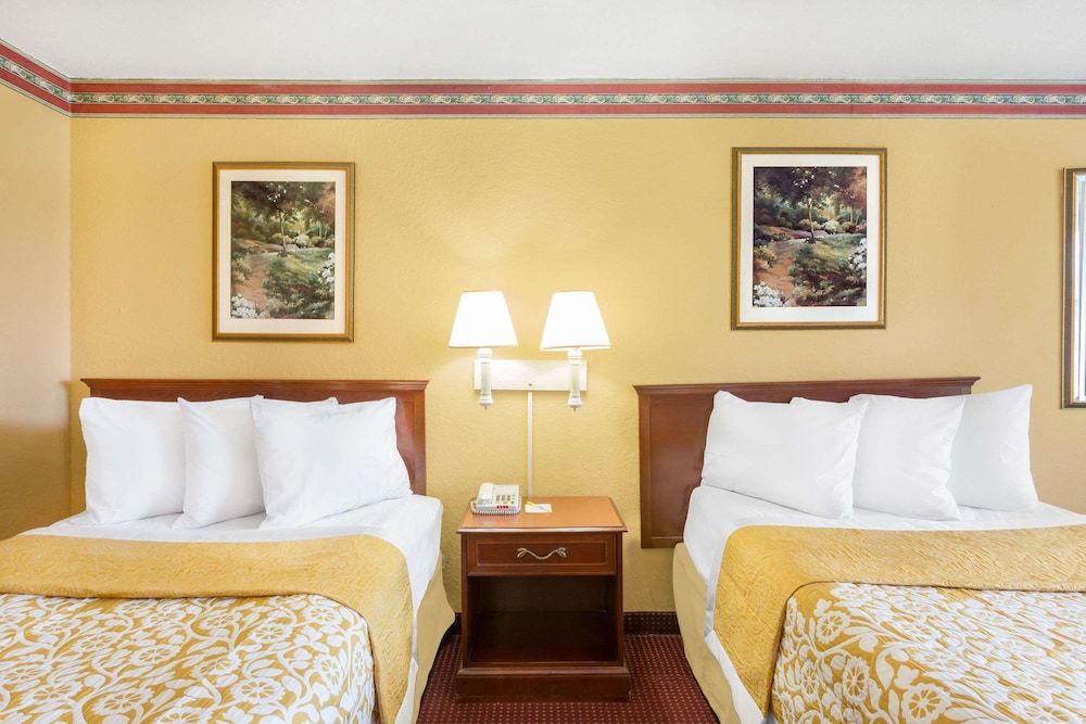 Days Inn by Wyndham Orlando/International Drive 3 Days Inn by Wyndham Orlando/International Drive 3