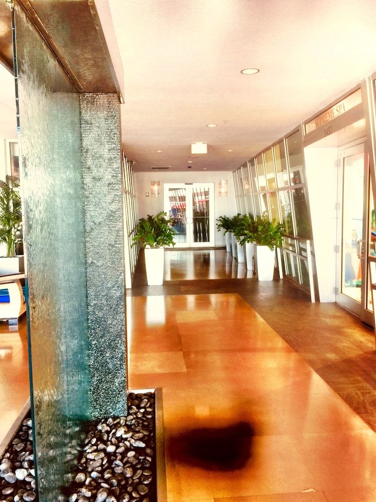 De Soleil Hotel on Ocean Drive 3 De Soleil Hotel on Ocean Drive 3