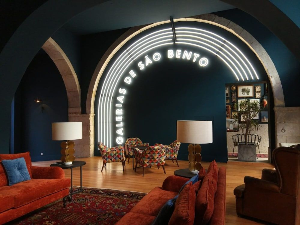 Dear Lisbon - Gallery House 3