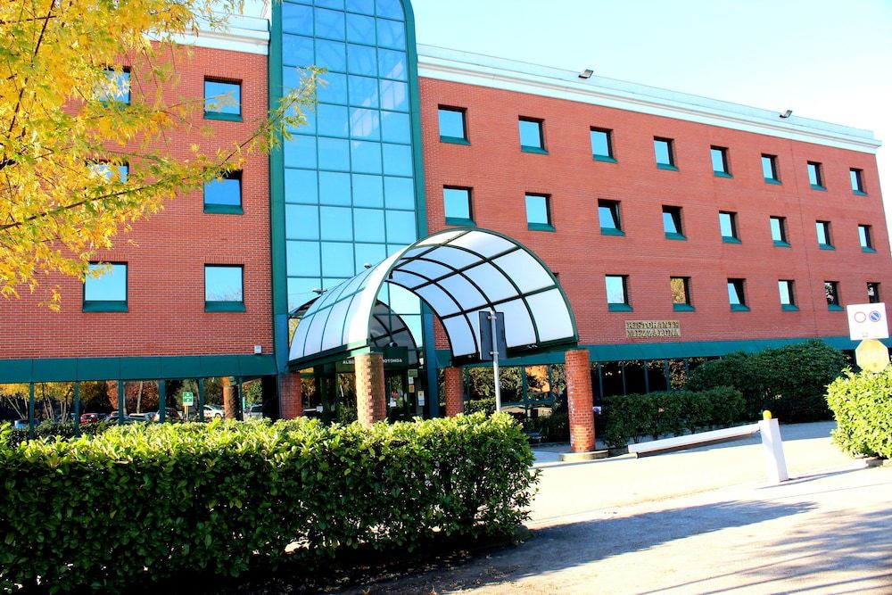 Hotel Della Rotonda 4 estrelas em Saronno