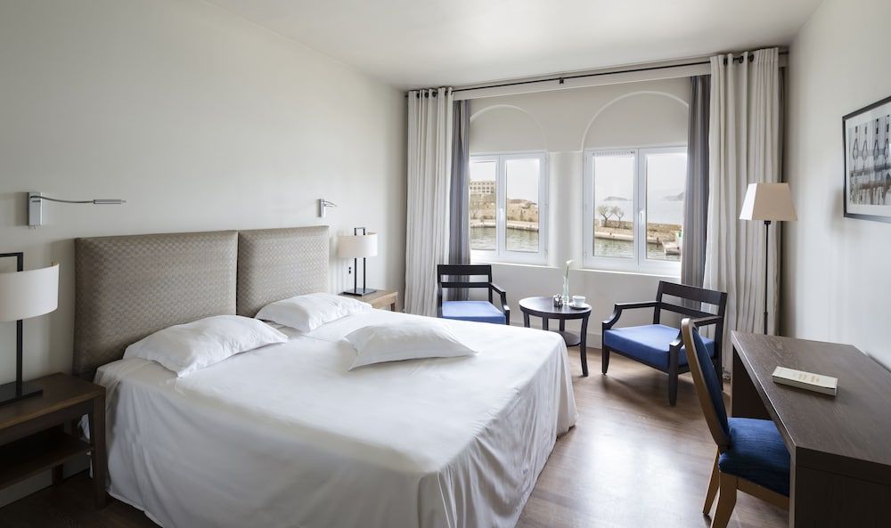 Delos - Ile de Bendor 2