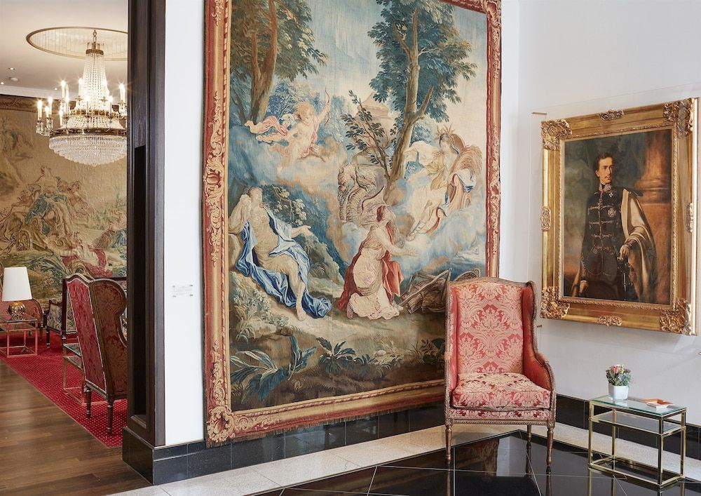 Living Hotel an der Oper by Derag 3