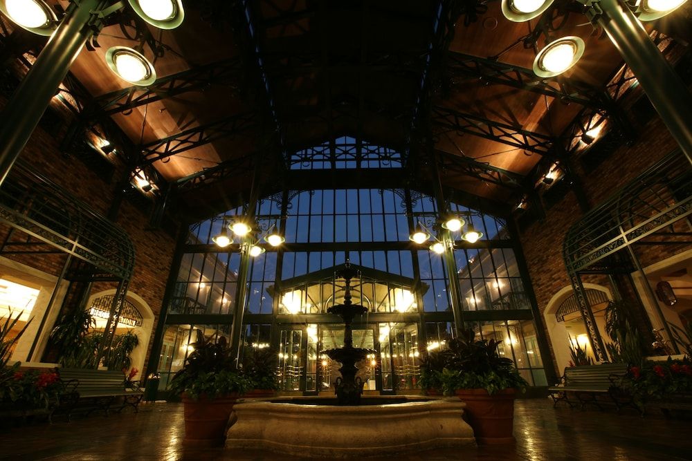 Disney's Port Orleans Resort French Quarter 2 Disney's Port Orleans Resort French Quarter 2