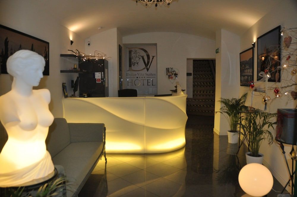 Dolce Vita Suites Hotel 2