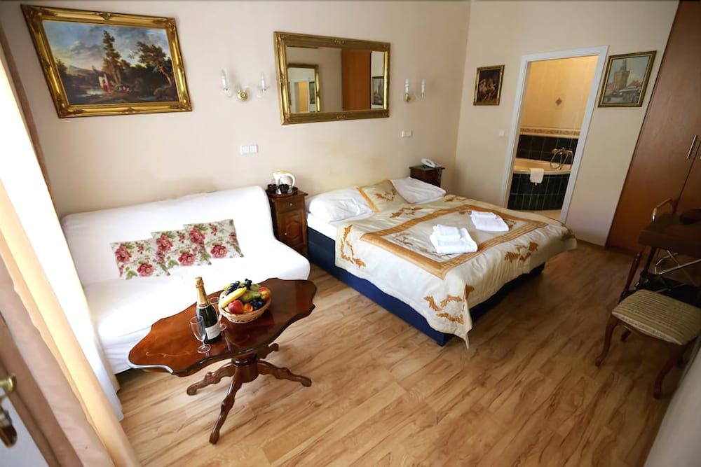 Donatello Hotel 1 Donatello Hotel 1