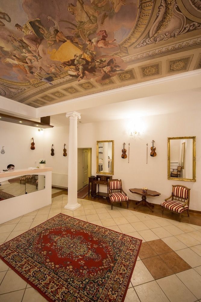 Donatello Hotel 2 Donatello Hotel 2