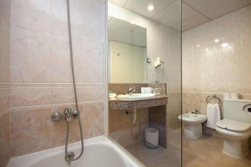 Ponient Dorada Palace + Tickets PortAventura World 2