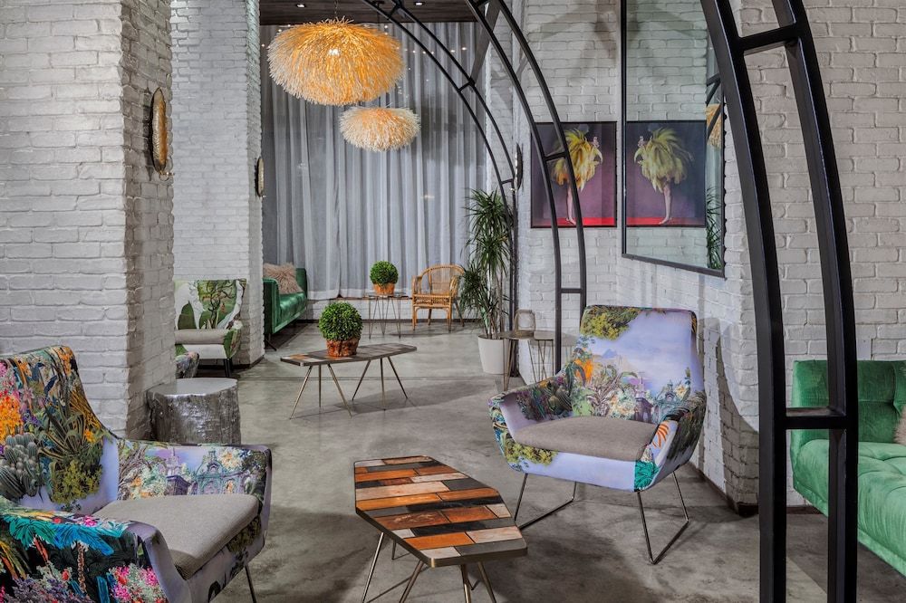 DoubleTree by Hilton New York Times Square West 3