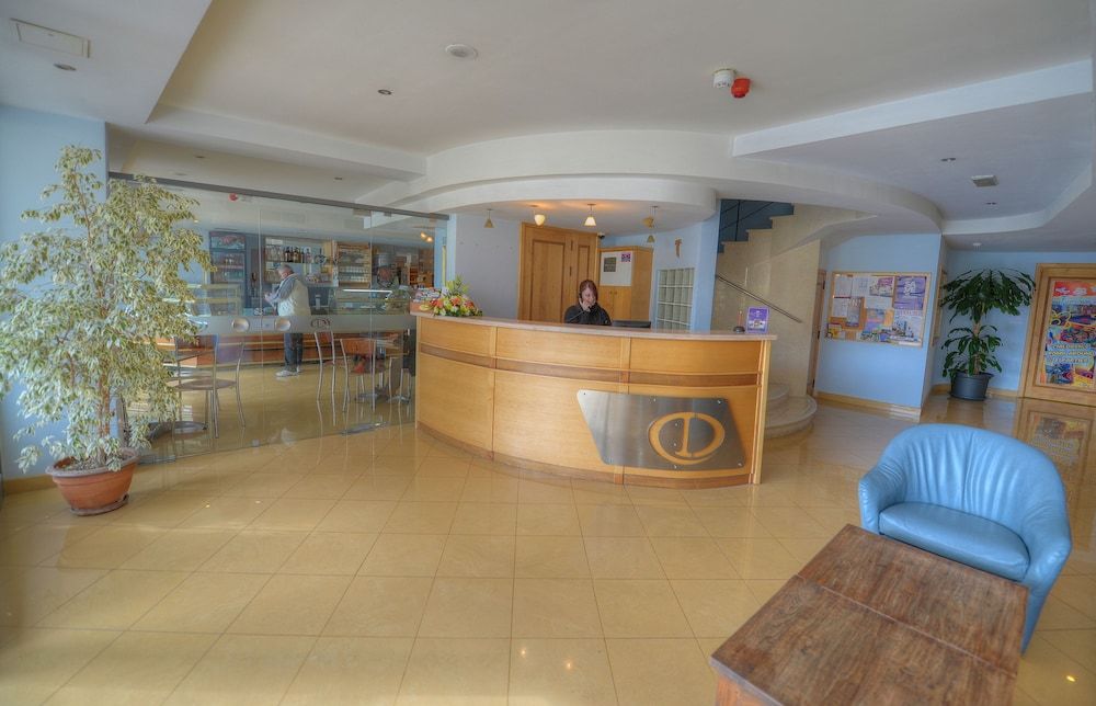 Downtown 3 Downtown 3