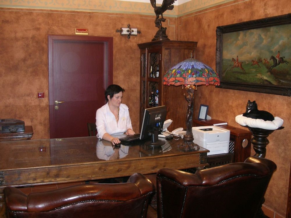 EA hotel Jeleni Dvur Prague Castle 3