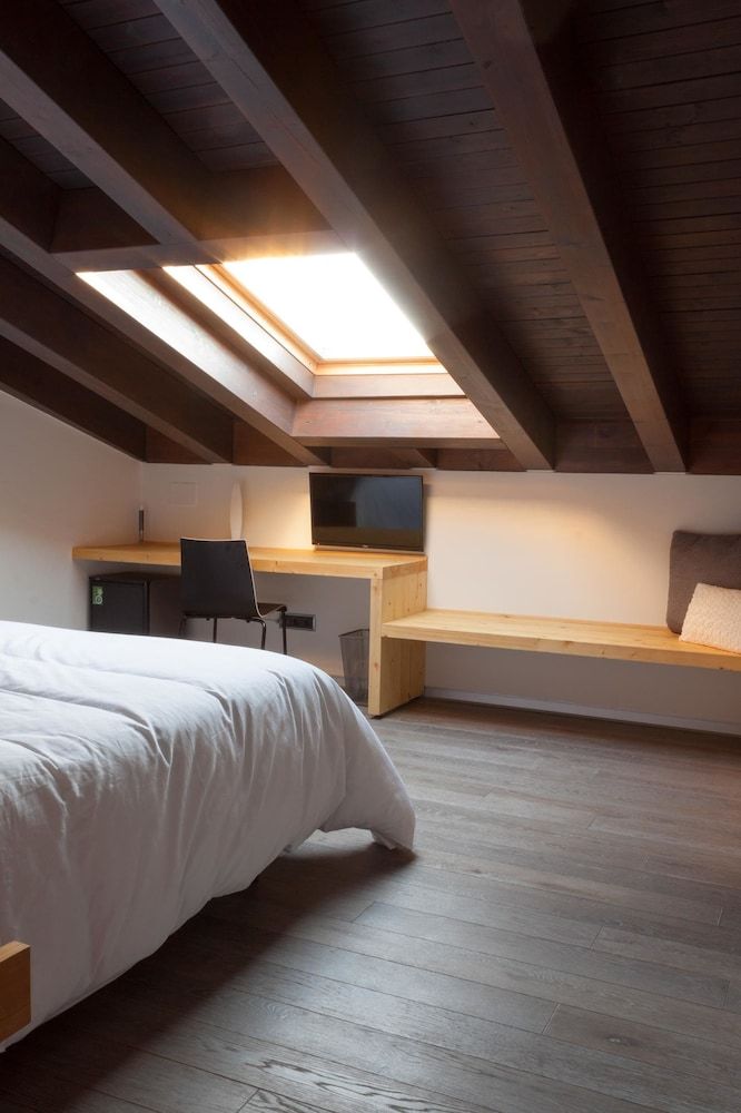 El Encanto Hotel & Cafetería 3