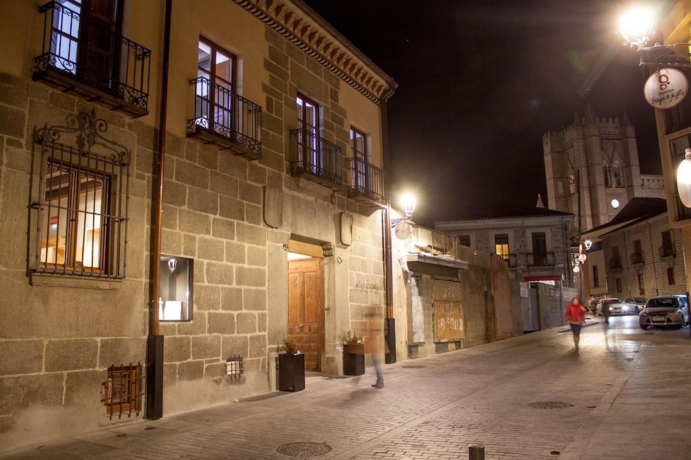 El Encanto Hotel & Cafetería 1