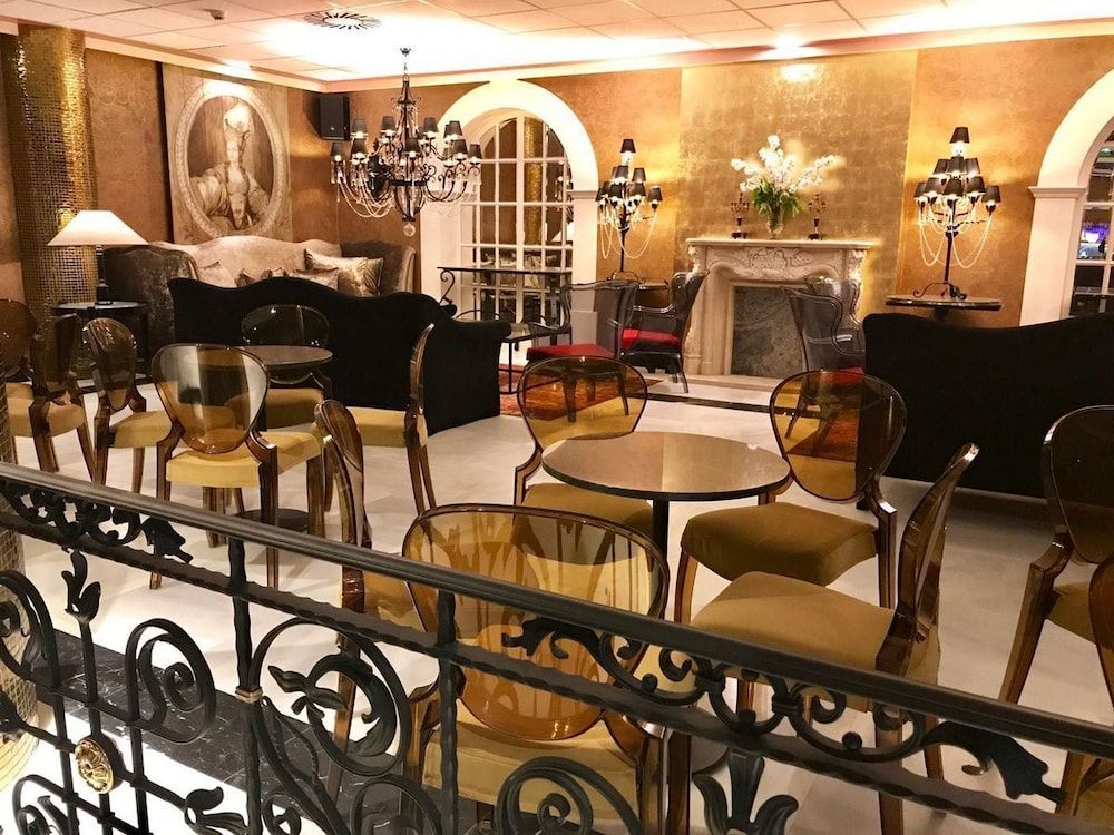 El Palacete de La Ochava 3 El Palacete de La Ochava 3