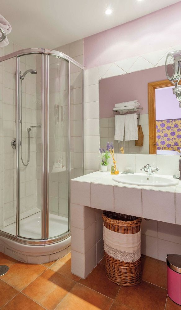 El Torreón de Navacerrada- Adults Only 2