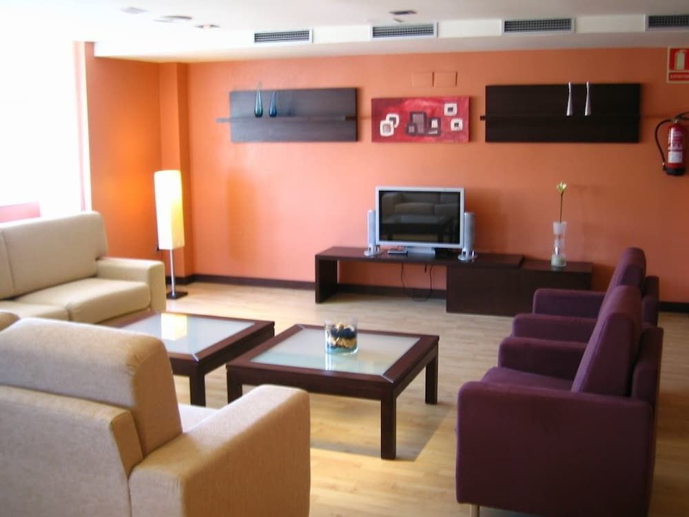 Emperatriz 2 Emperatriz 2