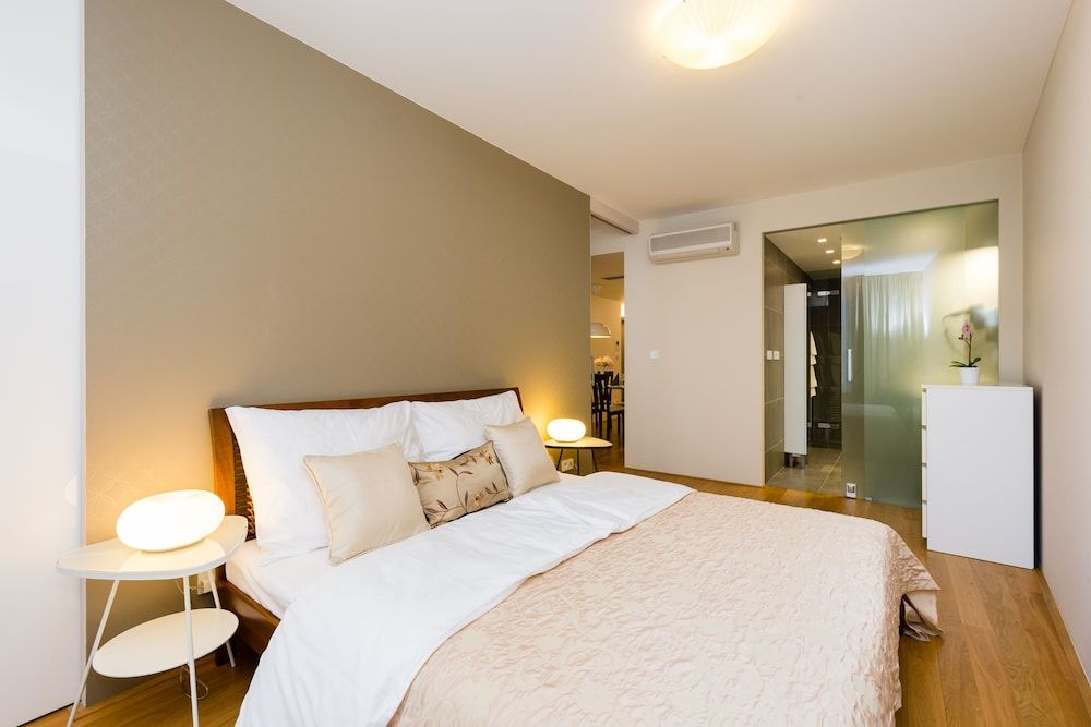 EMPIRENT Karlin Apartments 2 EMPIRENT Karlin Apartments 2