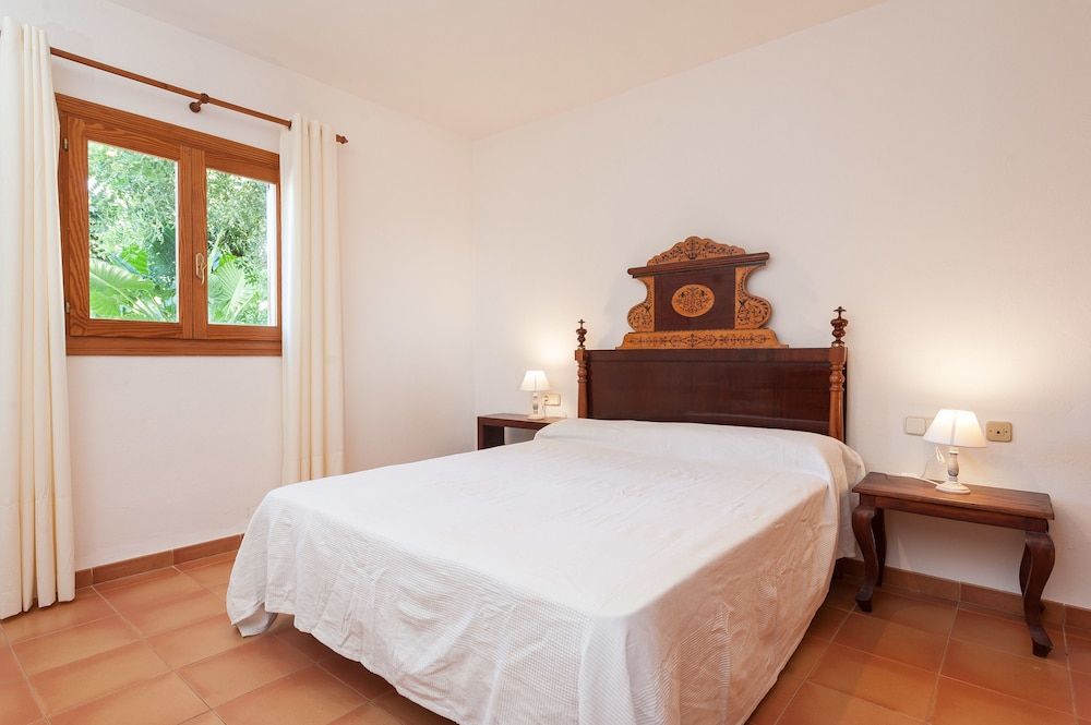 ES Garroveral 3 2 ES Garroveral 3 2