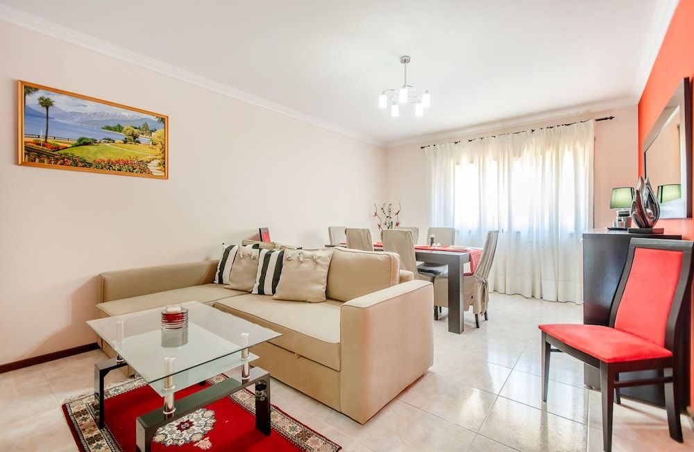 Espinho Family Stays Apartment 1