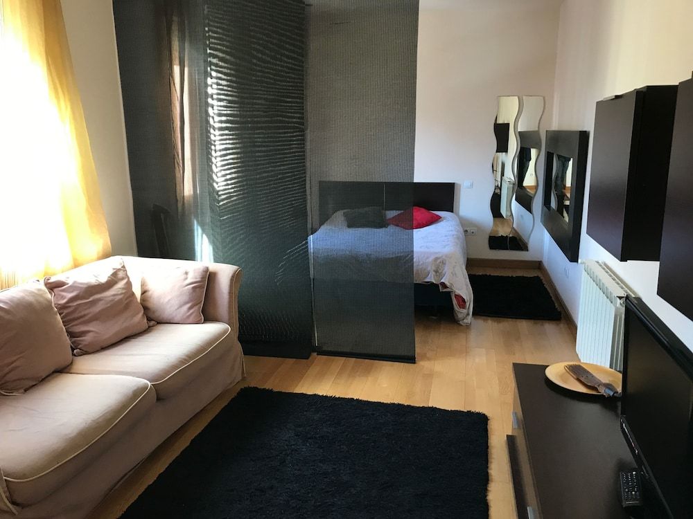 Estudios Blanmart 1 Estudios Blanmart 1