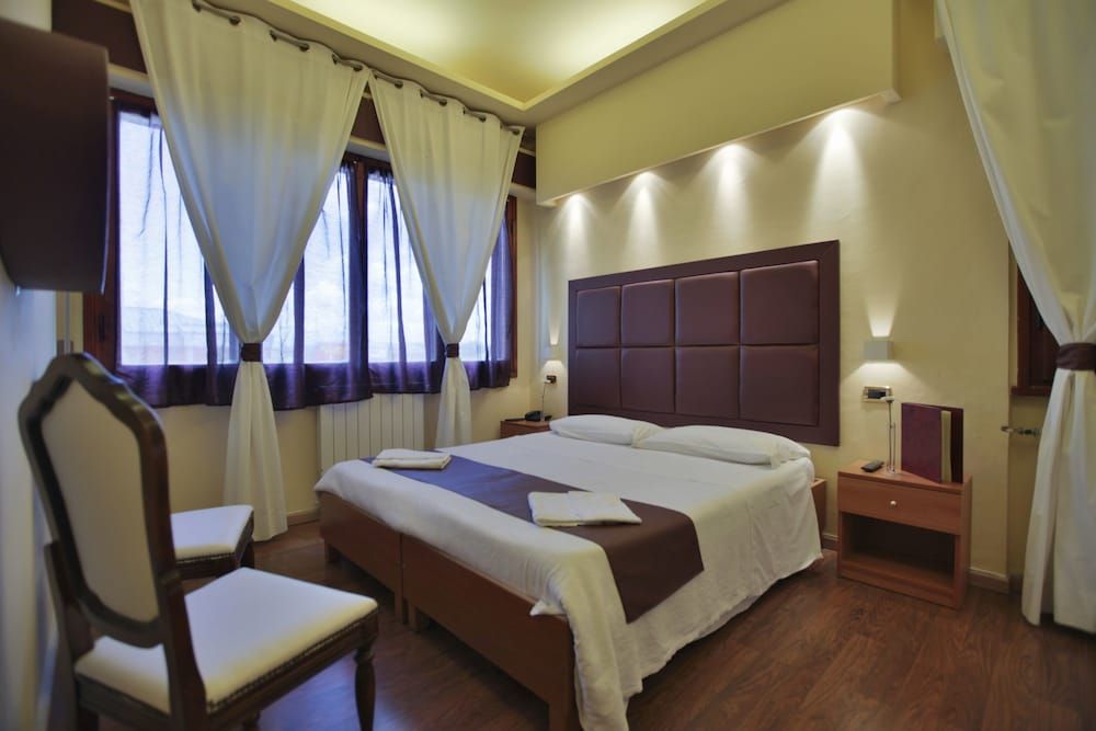 EuroHome 1 EuroHome 1