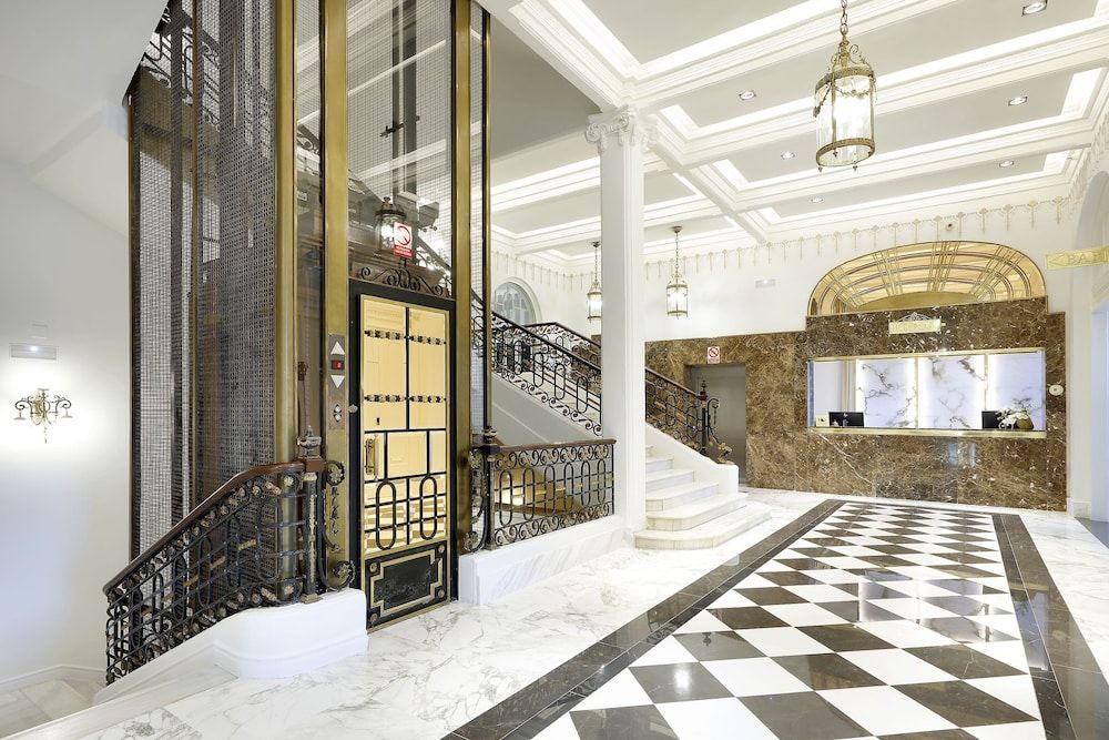 Eurostars Hotel Real 3 Eurostars Hotel Real 3