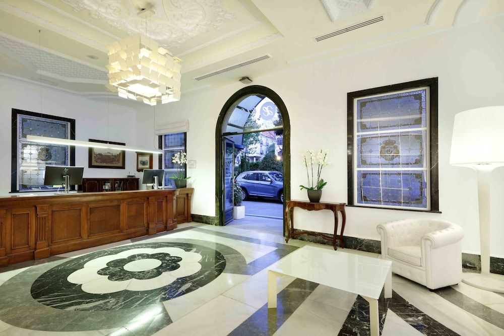 Exe Victoria Palace 3