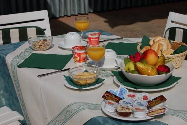 Fabricia 3 Fabricia 3