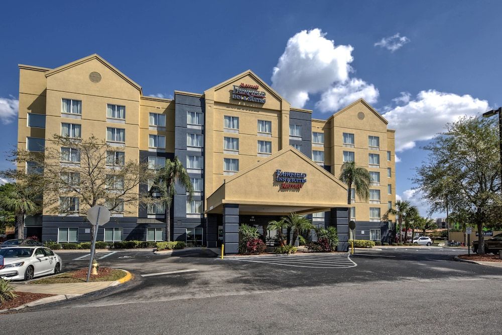 Fairfield Inn & Suites by Marriott Near Universal Orlando 1