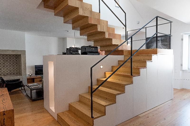 Flora Chiado Apartments 1