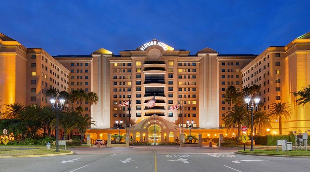 Florida Hotel & Conference Center in the Florida Mall, BW Premier Collection 1