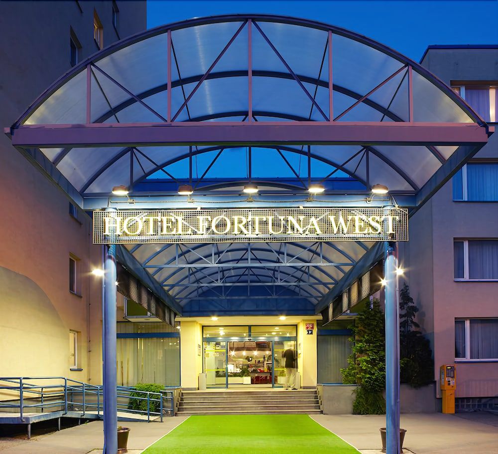 Fortuna West 1
