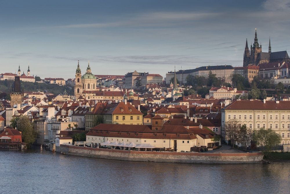 Four Seasons Hotel Prague 1