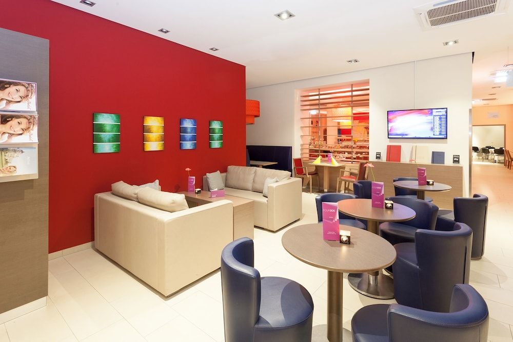 Fourside Hotel City Center 2