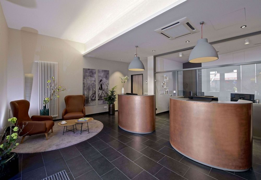 Frederics Berlin City Hackescher Markt 1