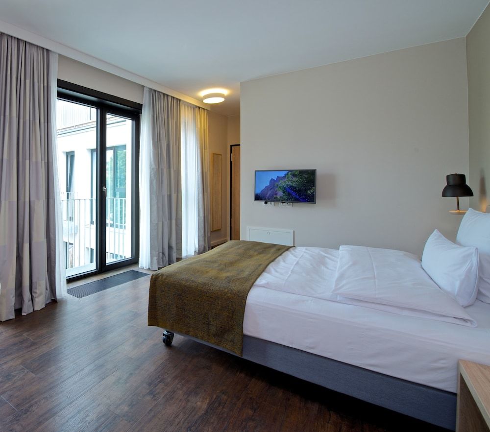 Frederics Berlin City Hackescher Markt 3