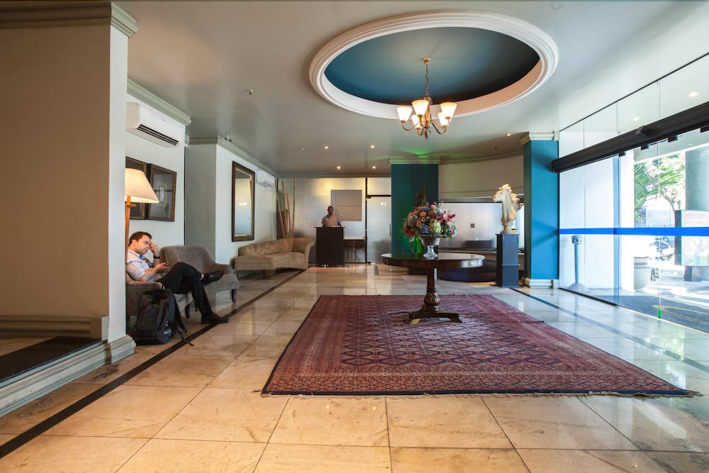 Gallant Hotel 1